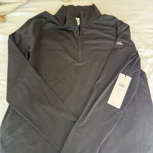 Alo Black Long Sleeve Pullover